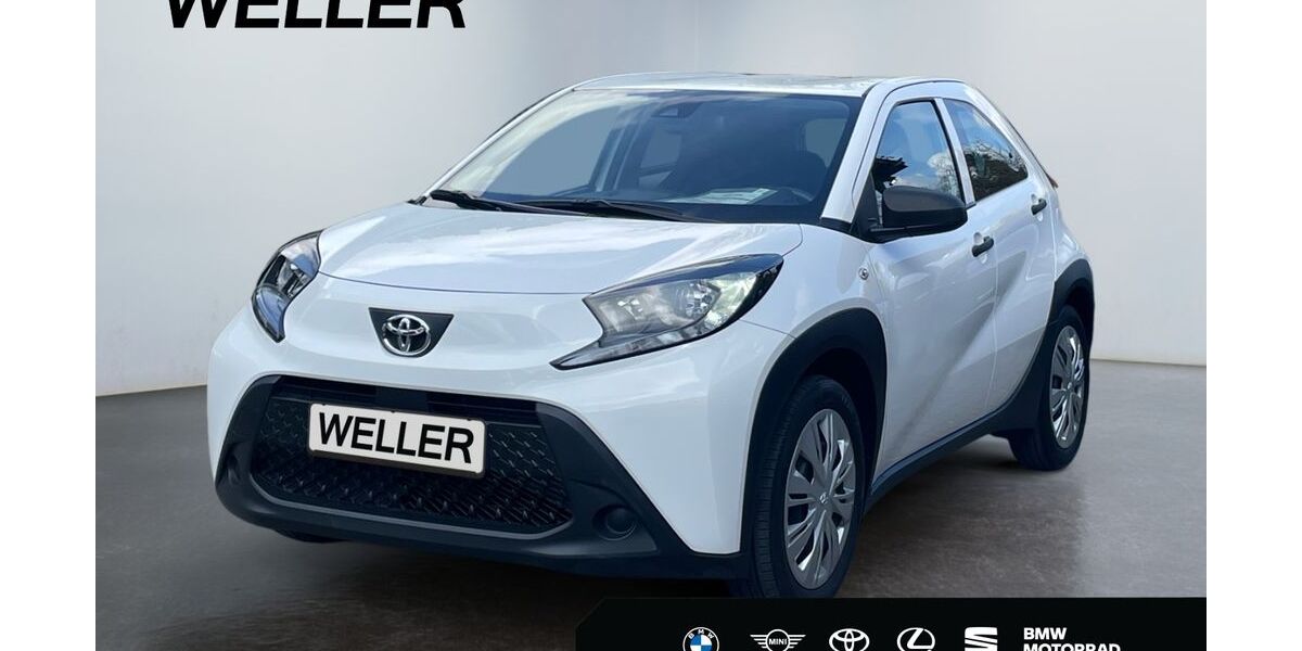 Toyota Aygo (X) 32.852 km 12.480 &euro; Herford 32049