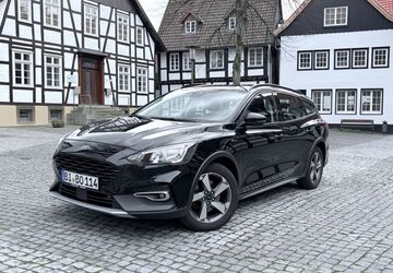 Ford Focus 86.500 km 12.200 &euro; Enger 33824