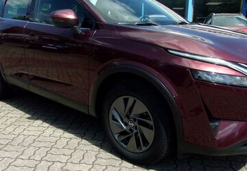 Nissan Qashqai 33.500 km 21.990 &euro; Herford 32051
