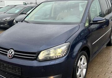 VW Touran 272.000 km 5.999 &euro; Löhne Mennighüffen 32584
