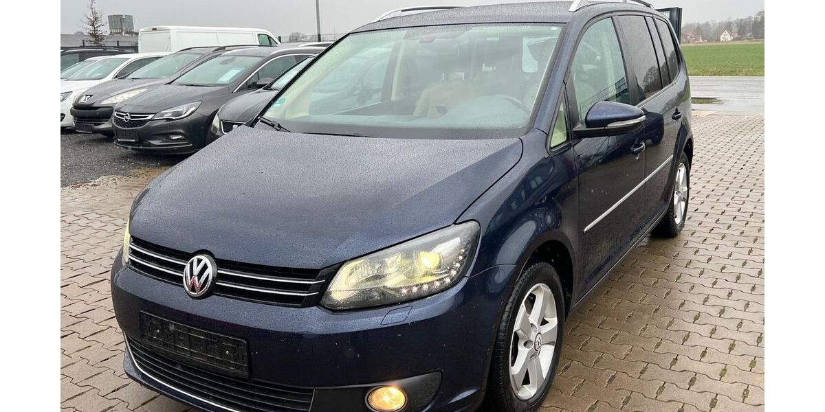 VW Touran 272.000 km 5.999 &euro; Löhne Mennighüffen 32584