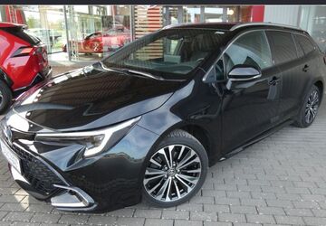 Toyota Corolla 6.900 km 31.800 &euro; Warmsen 31606