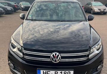 VW Tiguan 143.733 km 11.999 &euro; Kirchlengern 32278