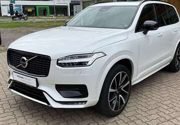 Volvo XC90 31.968 km 51.900 &euro; Porta Westfalica 32457