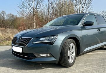 Skoda Superb 125.000 km 18.000 &euro; Hüllhorst 32609