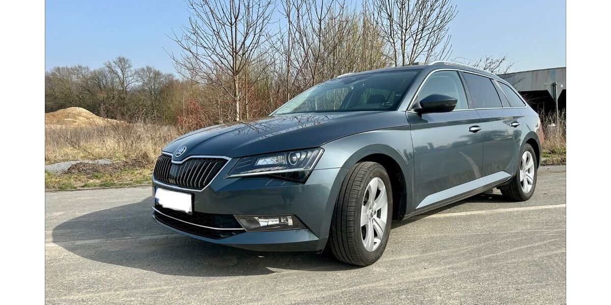 Skoda Superb 125.000 km 18.000 &euro; Hüllhorst 32609