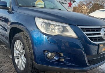 VW Tiguan 123.000 km 7.499 &euro; Löhne 32584