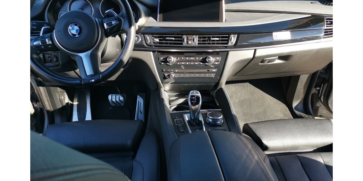 BMW X6 M50 140.000 km 44.290 &euro; Herford 32052