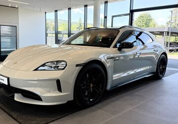 Porsche Taycan 9.900 km 121.900 &euro; Minden 32429