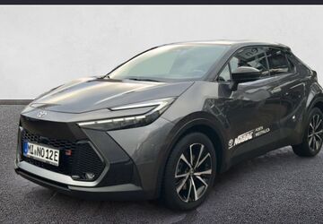 Toyota C-HR 12.124 km 37.990 &euro; Porta Westfalica 32457