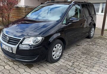 VW Touran 270.000 km 4.500 &euro; Rinteln 31737