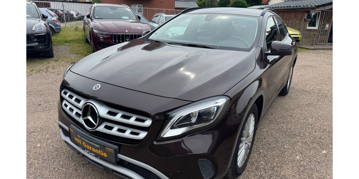 Mercedes-Benz GLA 200 164.061 km 15.999 &euro; Minden 32429