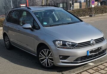 VW Golf Sportsvan 130.000 km 14.450 &euro; Lindhorst 31698