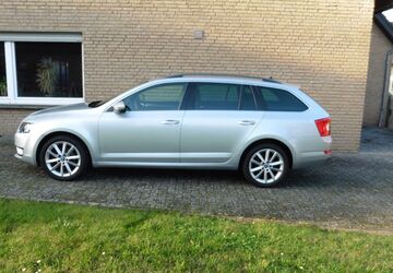 Skoda Octavia 109.500 km 10.650 &euro; Vlotho 32603