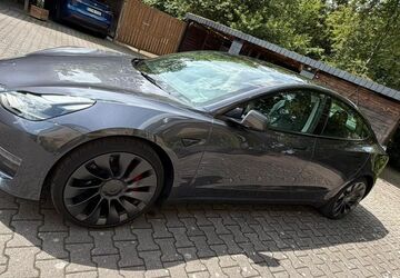 Tesla Model 3 59.600 km 32.400 &euro; Petershagen 32469