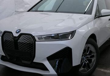 BMW iX 22.500 km 66.990 &euro; Lemgo 32657