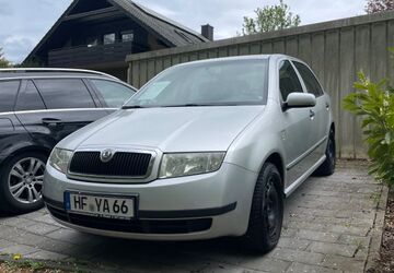 Skoda Fabia 141.000 km 2.199 &euro; Löhne 32584