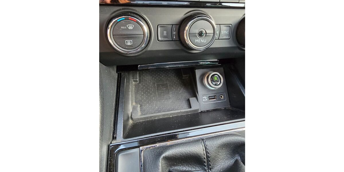 Skoda Superb 235.000 km 15.900 &euro; Stadthagen 31655