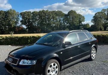 Audi A4 220.000 km 2.300 &euro; Minden 32423