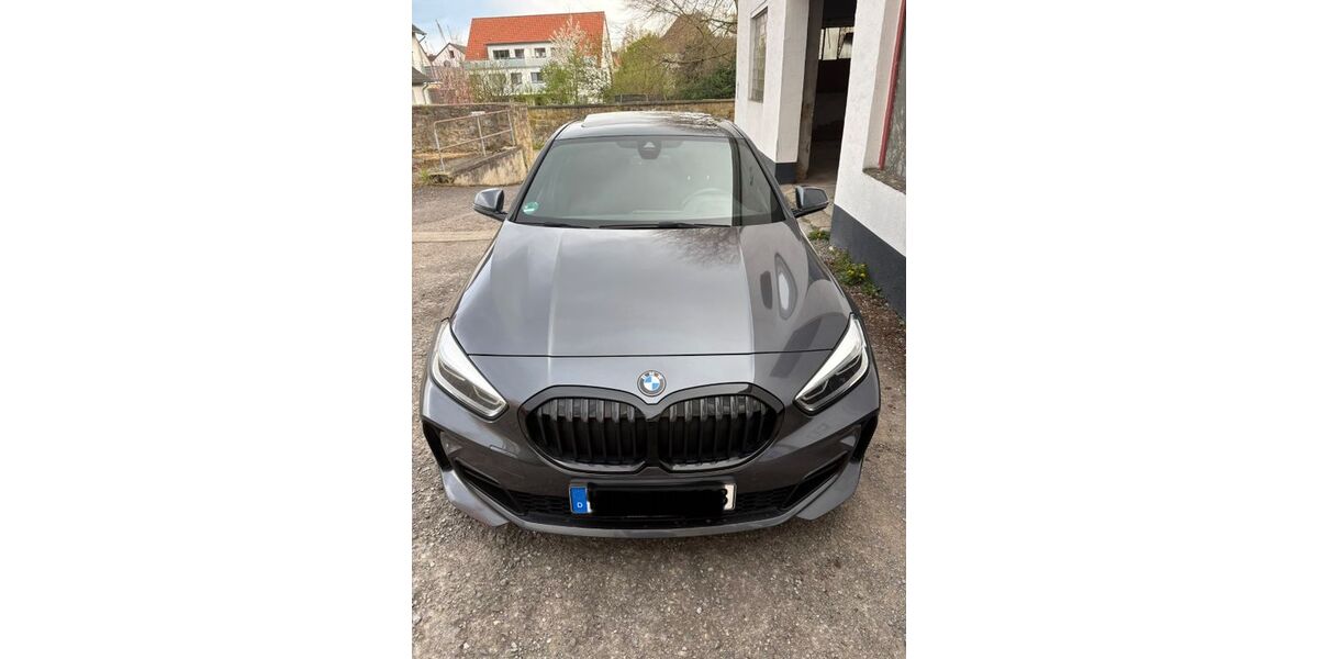 BMW 118 99.800 km 17.500 &euro; Lemgo 32657