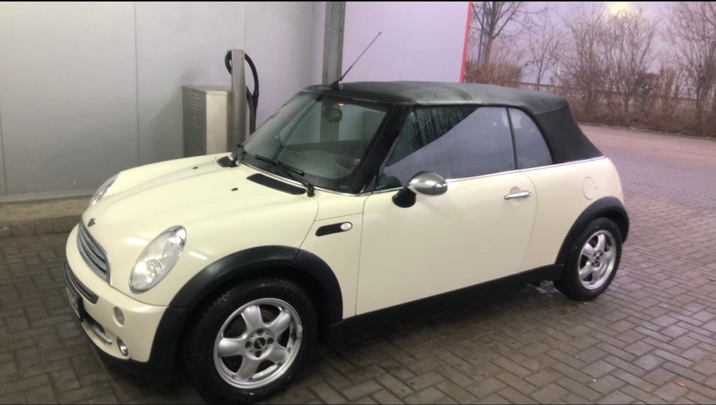 Mini One Cabrio 178.000 km 4.500 &euro; Herford 32051