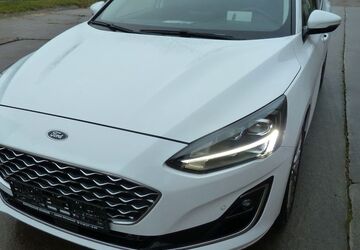 Ford Focus 30.000 km 19.900 &euro; Bünde 32257