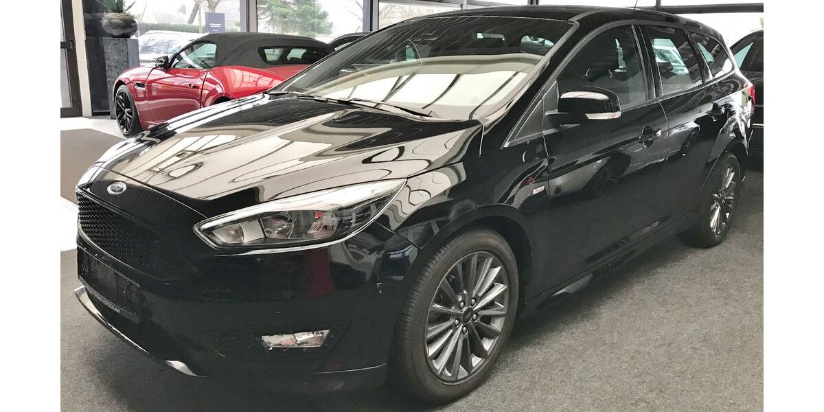 Ford Focus 81.000 km 13.990 &euro; Minden 32425