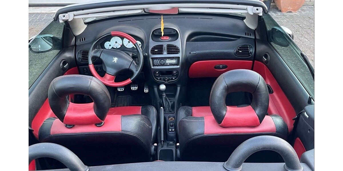 Peugeot 206 CC 230.000 km 1.990 &euro; Enger 32130