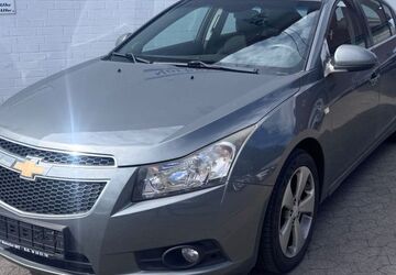 Chevrolet Cruze 174.000 km 1.899 &euro; Bad Oeynhausen 32545