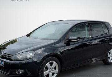 VW Golf 104.223 km 8.790 &euro; Minden 32427