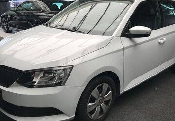 Skoda Fabia 67.000 km 8.790 &euro; Minden 32425