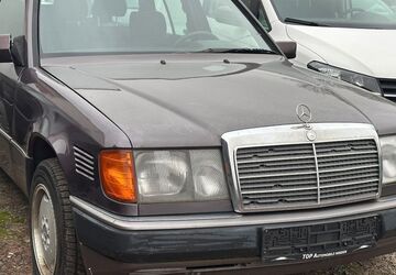 Mercedes-Benz E 250 298.000 km 3.199 &euro; Minden 32429