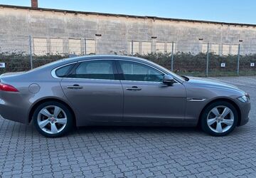 Jaguar XF 68.800 km 16.500 &euro; Porta Westfalica 32457