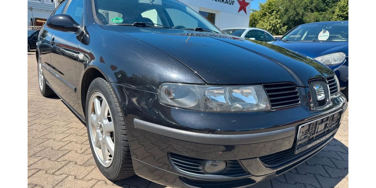 Seat Leon 210.000 km 1.699 &euro; Löhne 32584