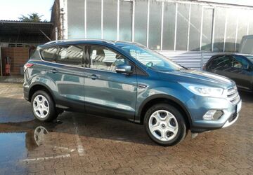 Ford Kuga 60.207 km 15.690 &euro; Bünde 32257