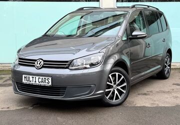 VW Touran 179.850 km 10.690 &euro; Löhne 32584