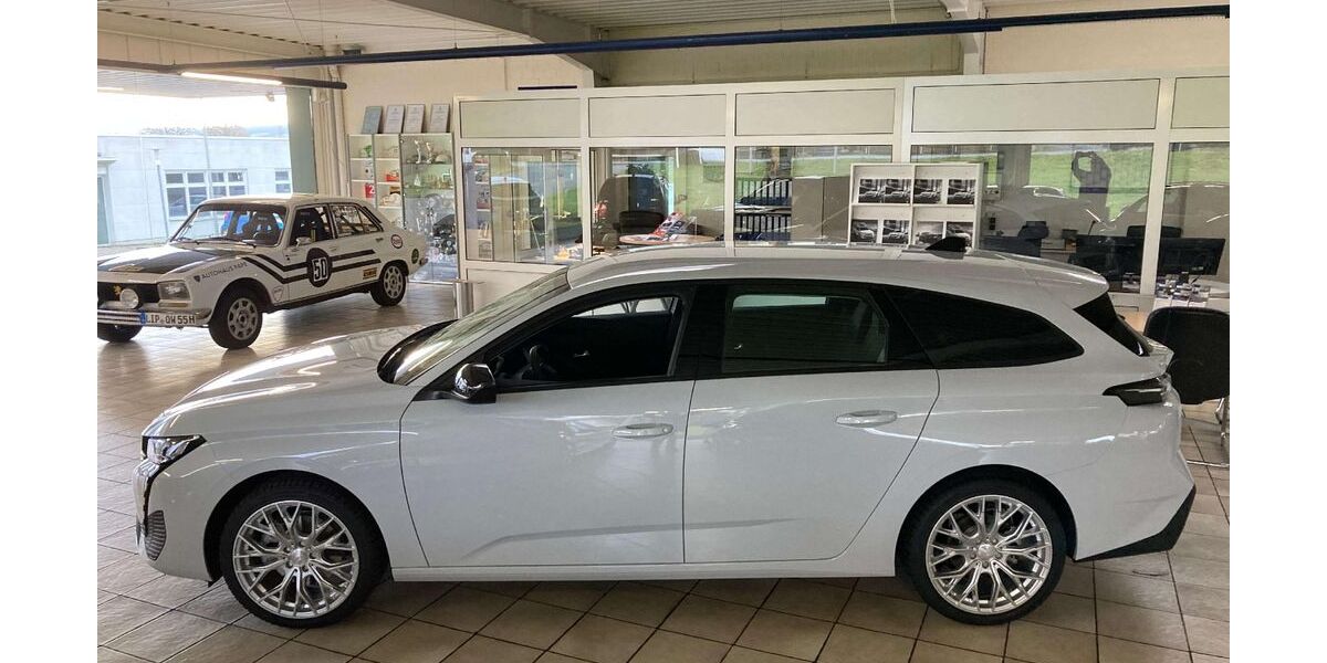 Peugeot 308 2.000 km 26.900 &euro; Lemgo 32657