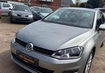 VW Golf 99.141 km 12.499 &euro; Minden 32429