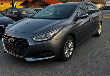 Hyundai i40 93.400 km 12.600 &euro; Porta Westfalica 32457