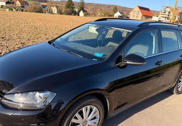 VW Golf 23.600 km 12.900 &euro; Bad Salzuflen 32105