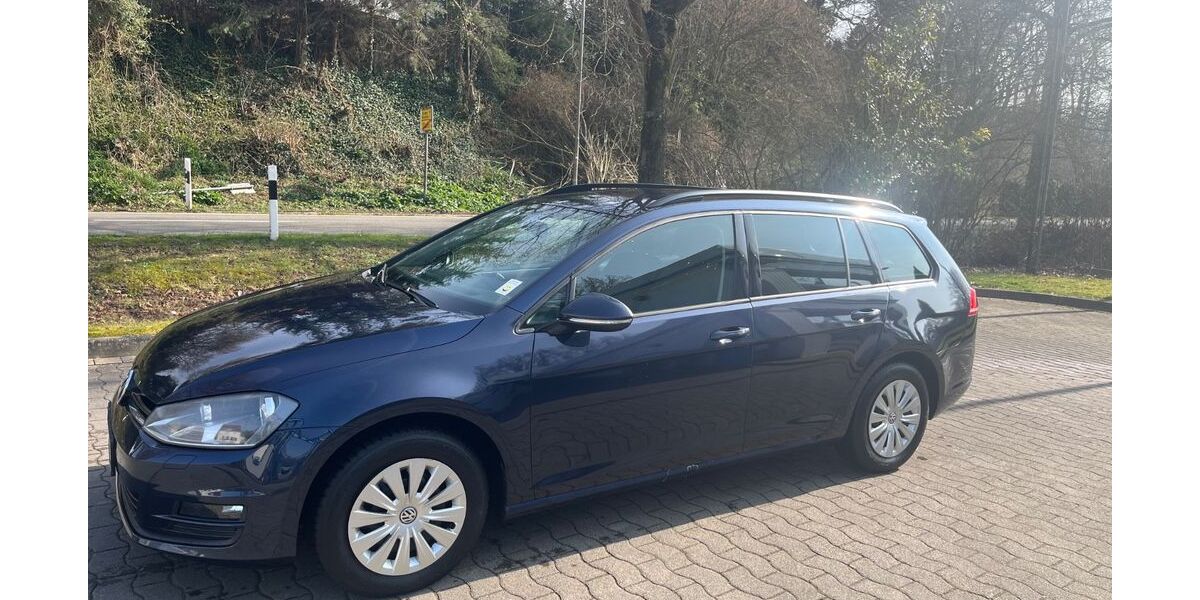 VW Golf 124.600 km 7.500 &euro; Vlotho 32602