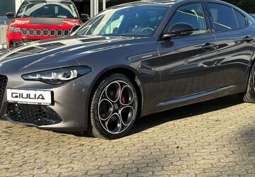 Alfa Romeo Giulia 9.000 km 38.990 &euro; Herford 32049