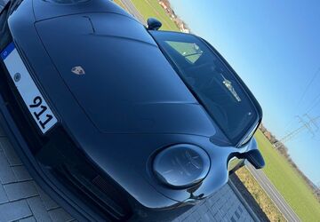 Porsche 992 4.500 km 138.000 &euro; Porta Westfalica 32457