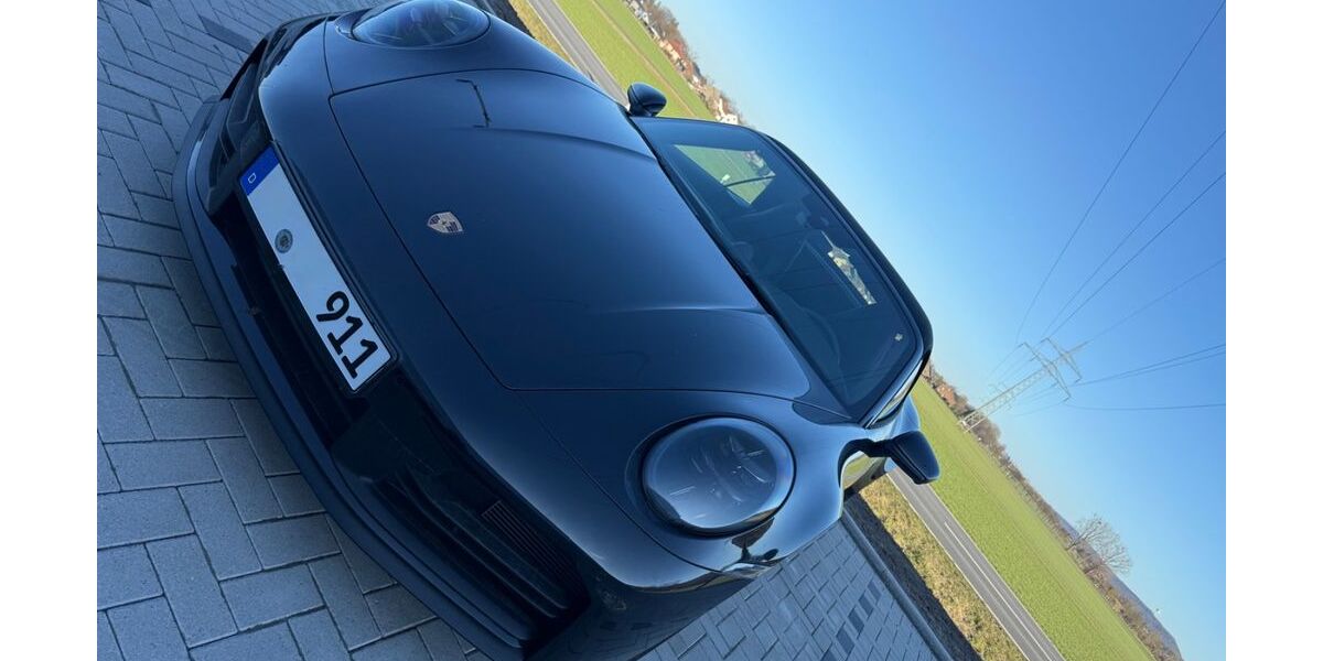 Porsche 992 4.500 km 138.000 &euro; Porta Westfalica 32457