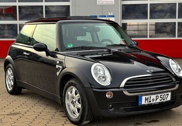 Mini ONE 64.991 km 7.650 &euro; Minden 32425