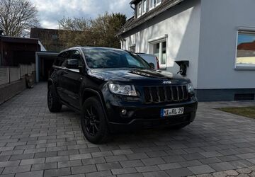 Jeep Grand Cherokee 189.000 km 14.500 &euro; Minden 32427