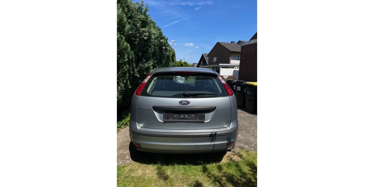 Ford Focus 88.500 km 1.500 &euro; Minden 32423