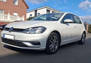 VW Golf 279.051 km 8.200 &euro; Hessisch Oldendorf 31840