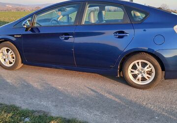 Toyota Prius 141.570 km 7.500 &euro; Bad Salzuflen 32107