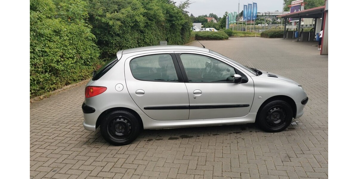 Peugeot 206 14.000 km 1.400 &euro; Herford 32052